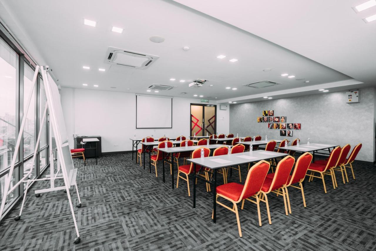 B Lot Hotel Kuala Lumpur Ngoại thất bức ảnh